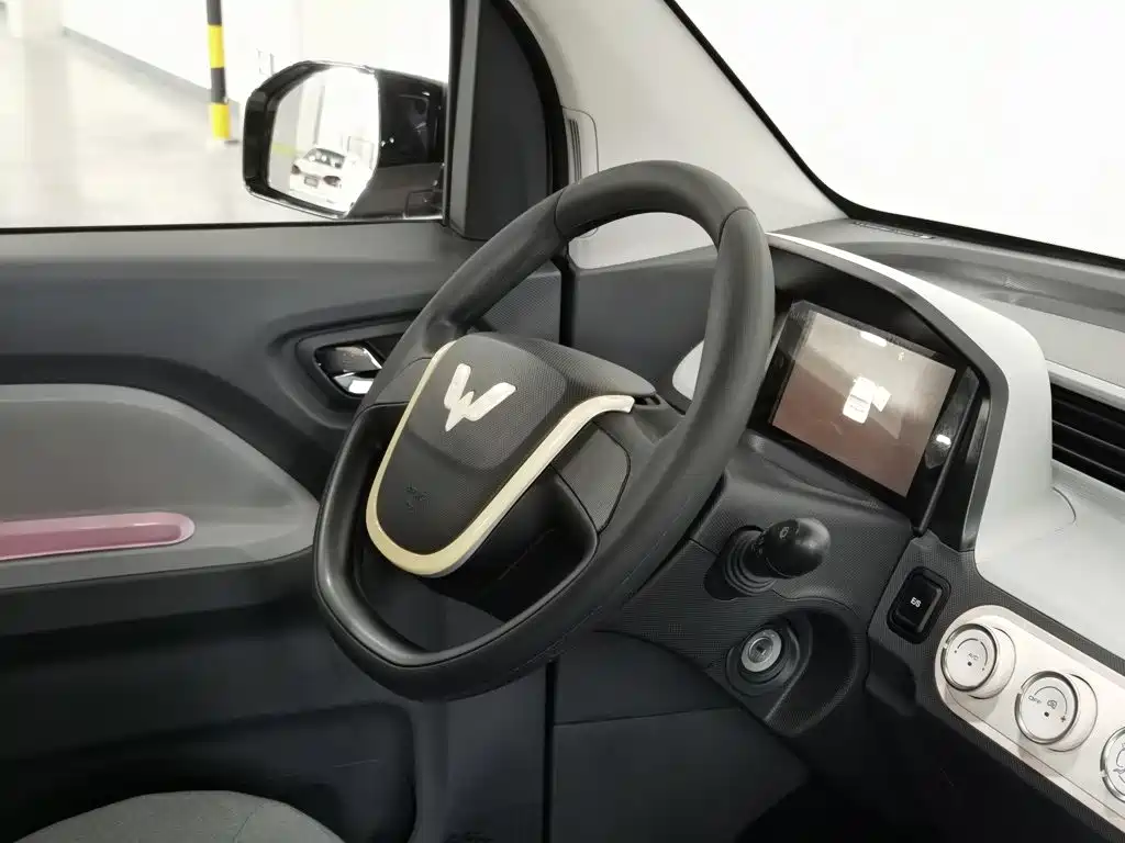 Wuling MINIEV — миниатюра 22