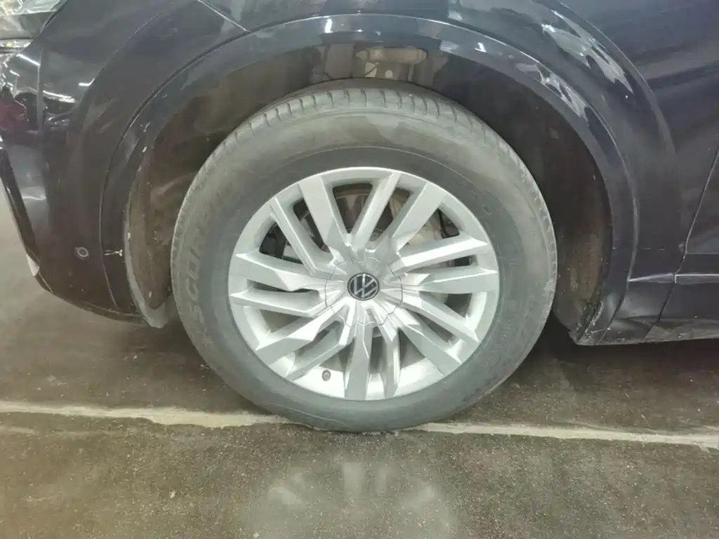 Volkswagen Touareg — миниатюра 23