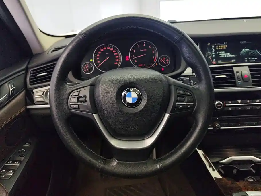 BMW X3 (Import) — миниатюра 15