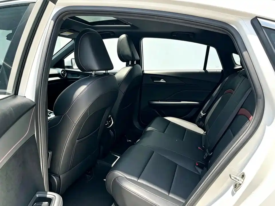 MG MG5 — миниатюра 4