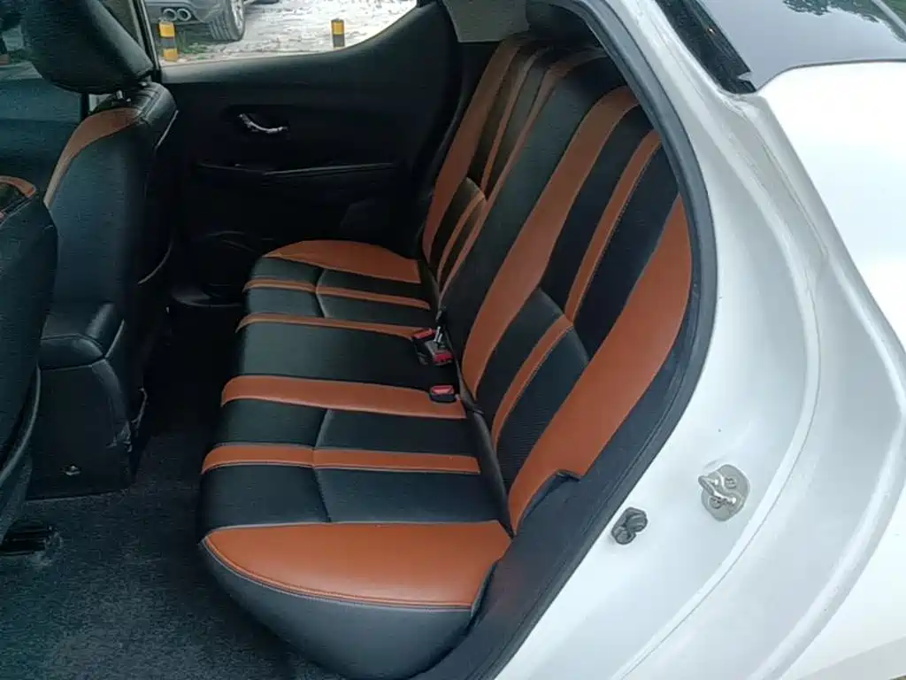 Nissan Bluebird — миниатюра 17