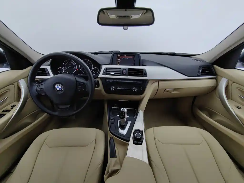 BMW 3 Series — миниатюра 5