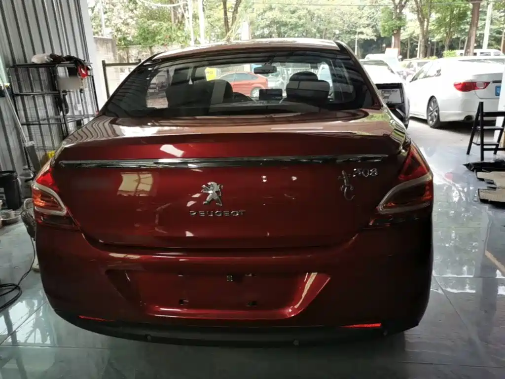 Peugeot 308 — миниатюра 6