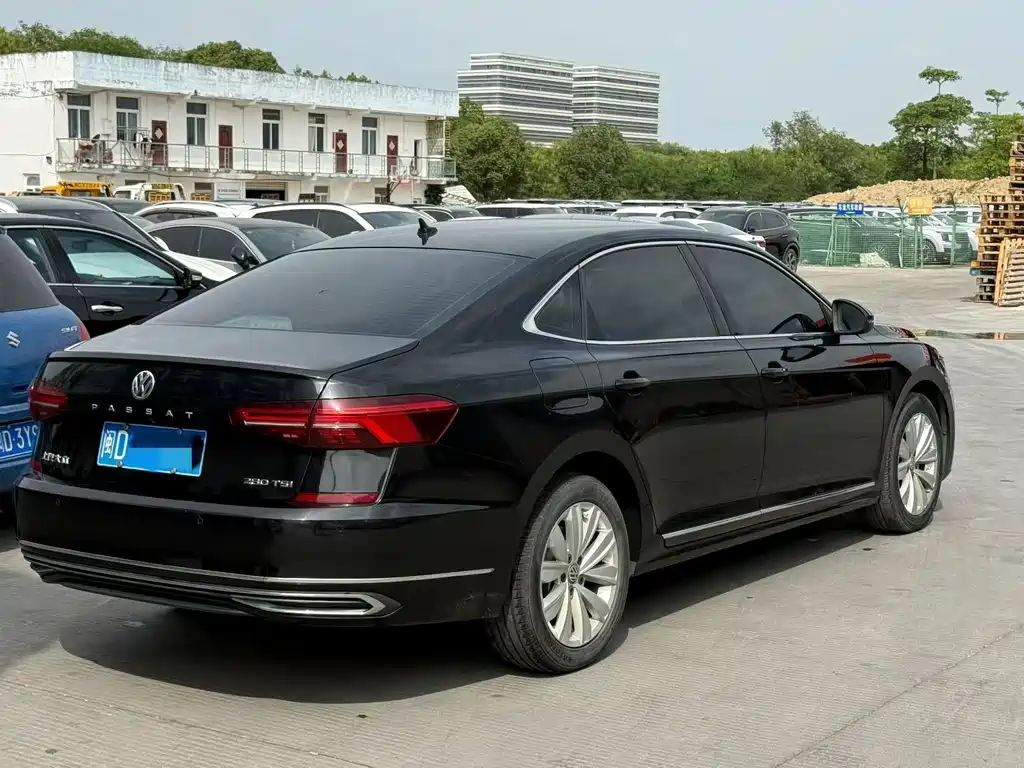 Volkswagen Passat — миниатюра 9
