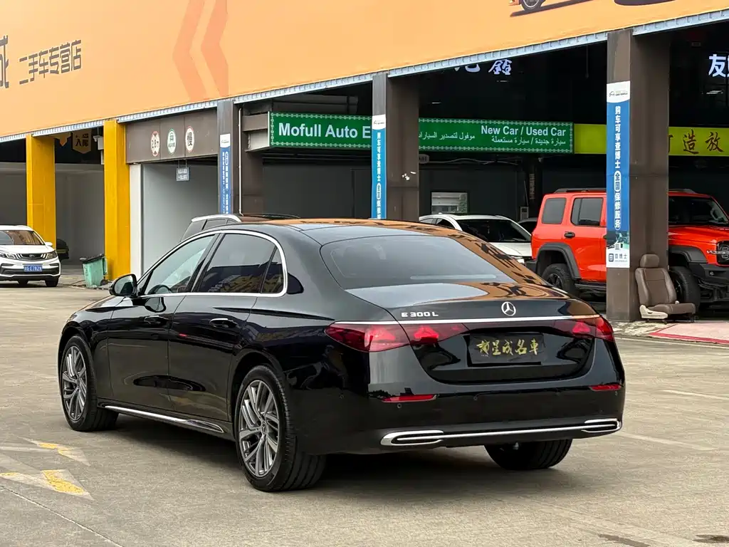 Mercedes-Benz E-Class — миниатюра 20