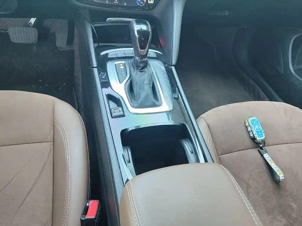 Buick Regal — миниатюра 14