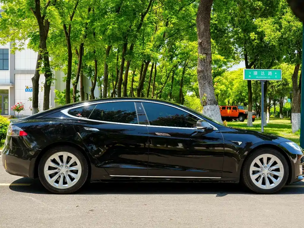 Tesla Model S 2017 Model S 75D