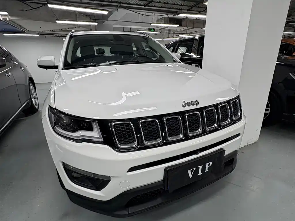 Jeep Compass — миниатюра 3