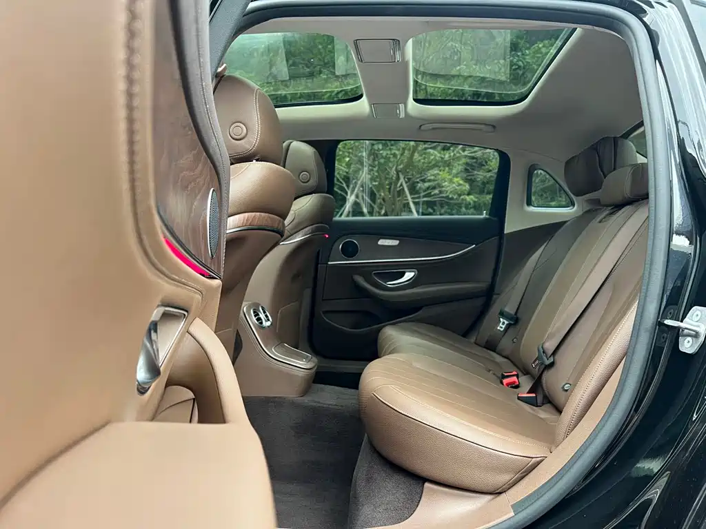 Mercedes-Benz E-Class E 2021 E 300 L Fashion