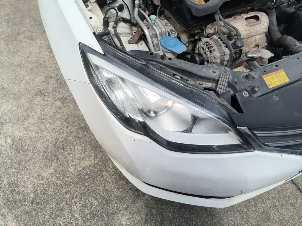 Roewe 360 — миниатюра 7