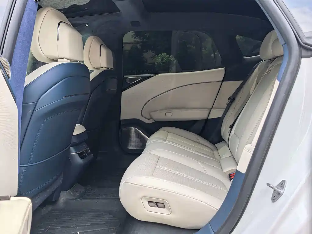 Zeekr 007 2024 Smart Drive 75kWh