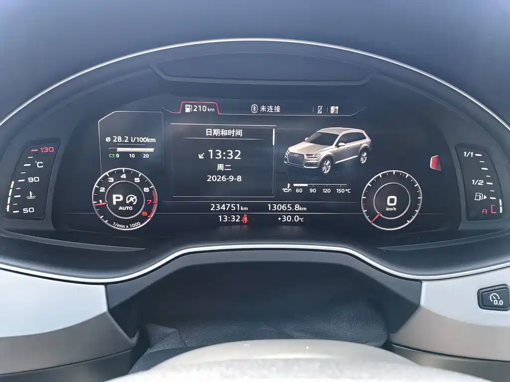Audi Q7 — миниатюра 10
