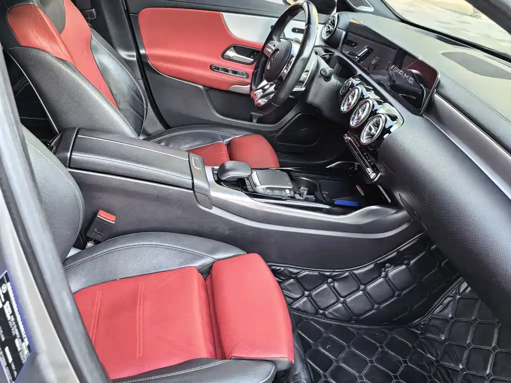 Mercedes-Benz A-Class AMG — миниатюра 4
