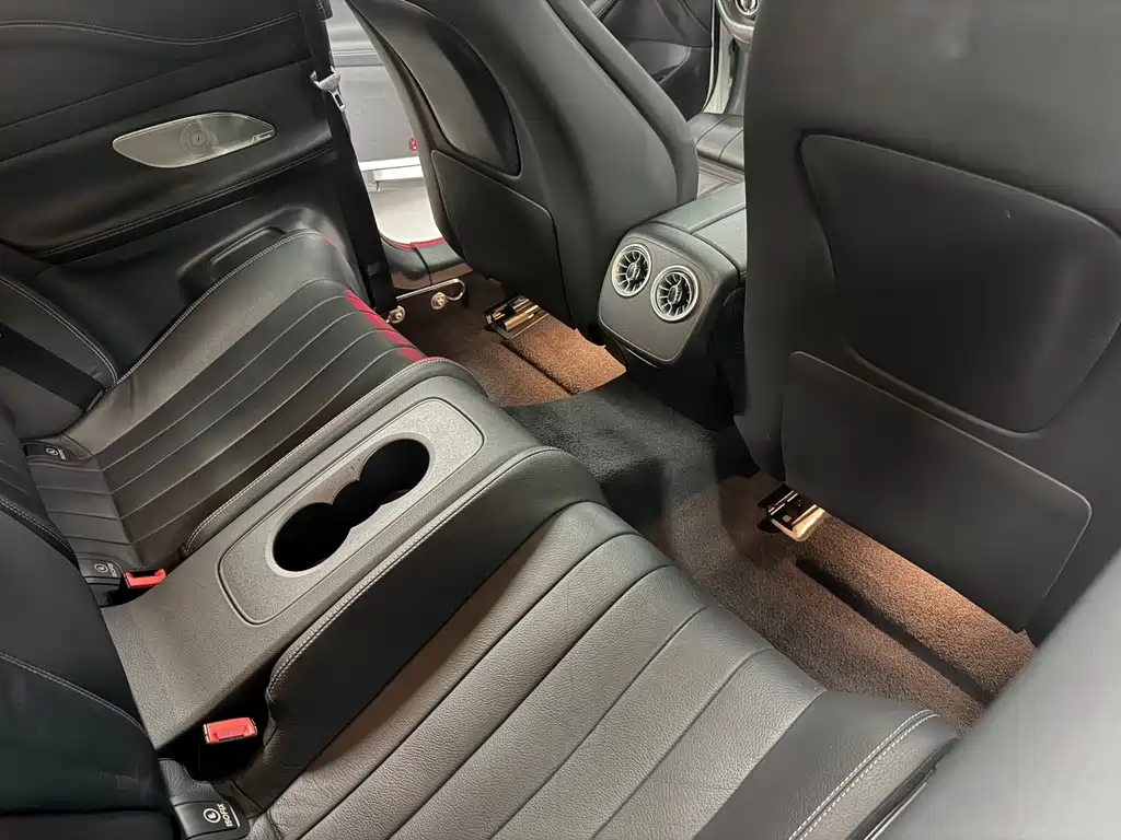 Mercedes-Benz E-Class (Import) — миниатюра 11