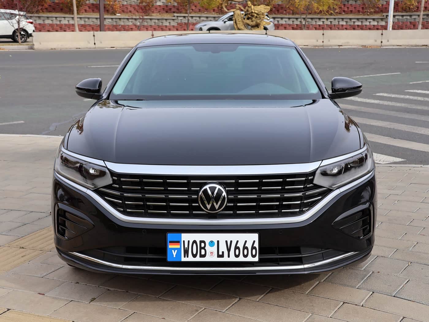 Volkswagen Passat 1.4 л 2022 г. Чёрный, пробег 41000 км