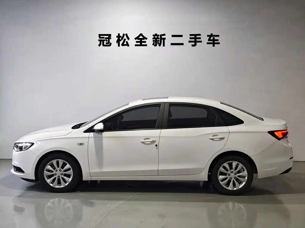 Buick Excelle — миниатюра 13