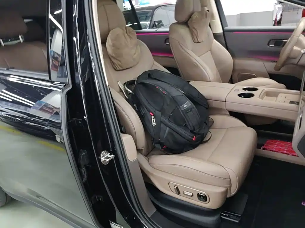 Li Auto Li i8 — миниатюра 25