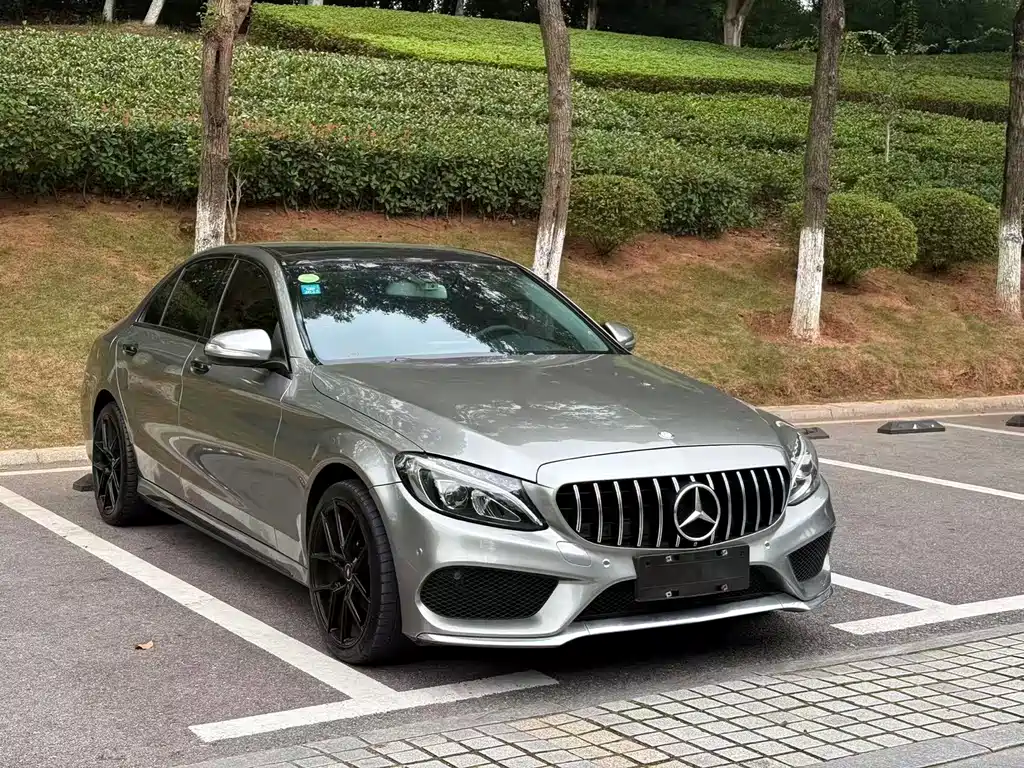 Mercedes-Benz C-Class — миниатюра 3