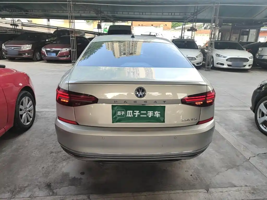 Volkswagen Passat — миниатюра 6