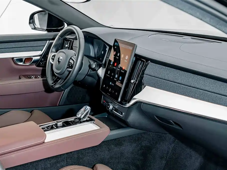 Volvo S90 — миниатюра 19