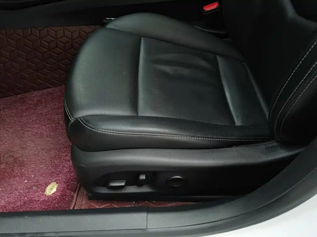 Cadillac CT5 — миниатюра 20
