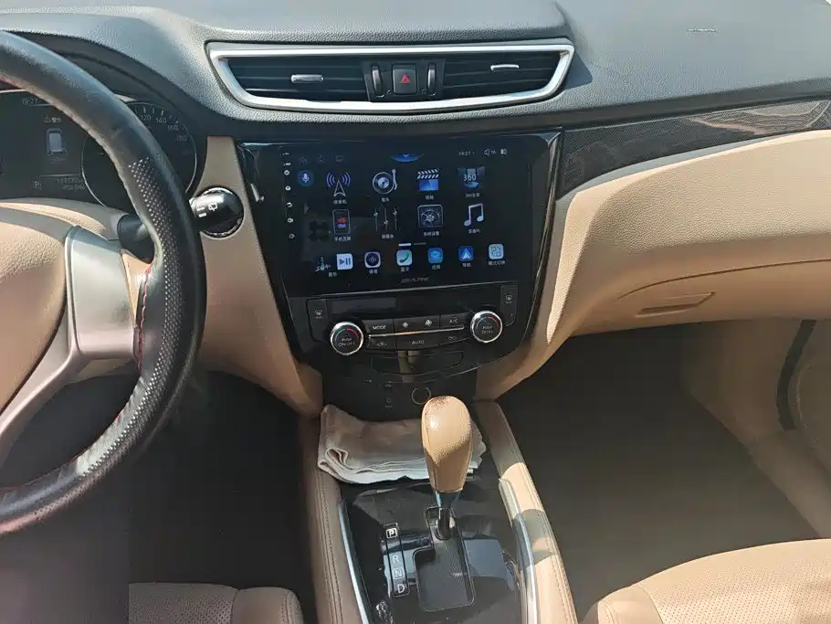 Nissan X-Trail — миниатюра 13