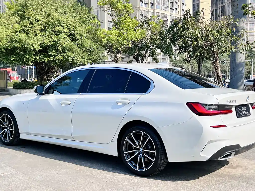 BMW 3 Series — миниатюра 6
