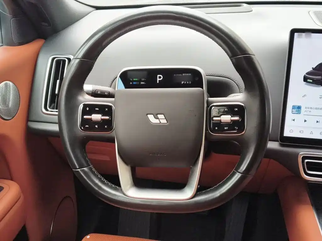 Li Auto Li L8 — миниатюра 3