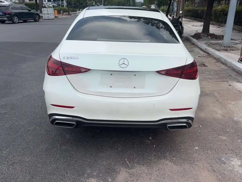 Mercedes-Benz C-Class — миниатюра 8