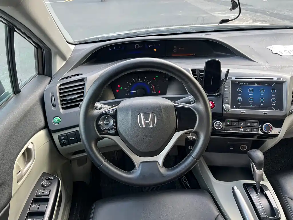 Honda Civic — миниатюра 13