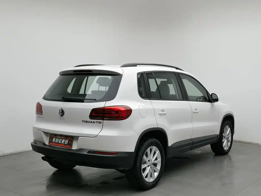 Volkswagen Tiguan — миниатюра 2