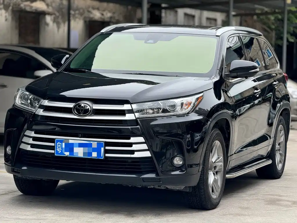 Toyota Highlander 2021