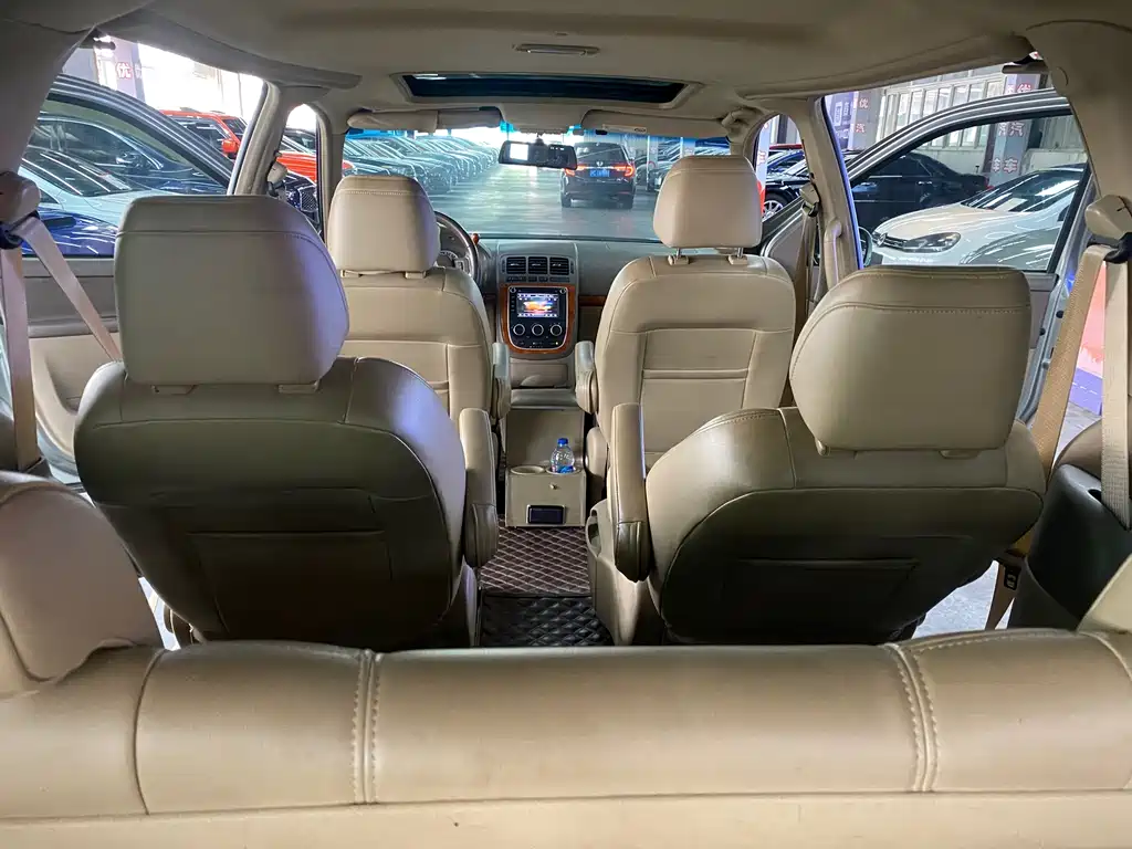 Buick GL8 — миниатюра 14