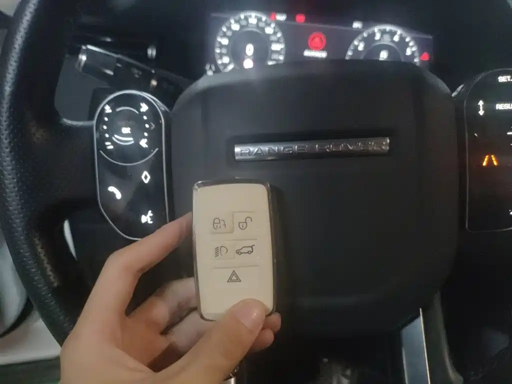 Land Rover Evoque — миниатюра 9