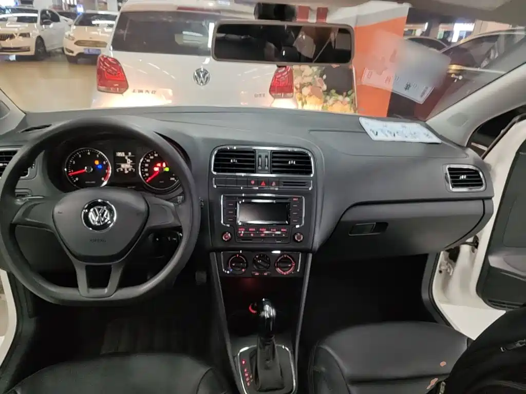 Volkswagen Polo — миниатюра 10
