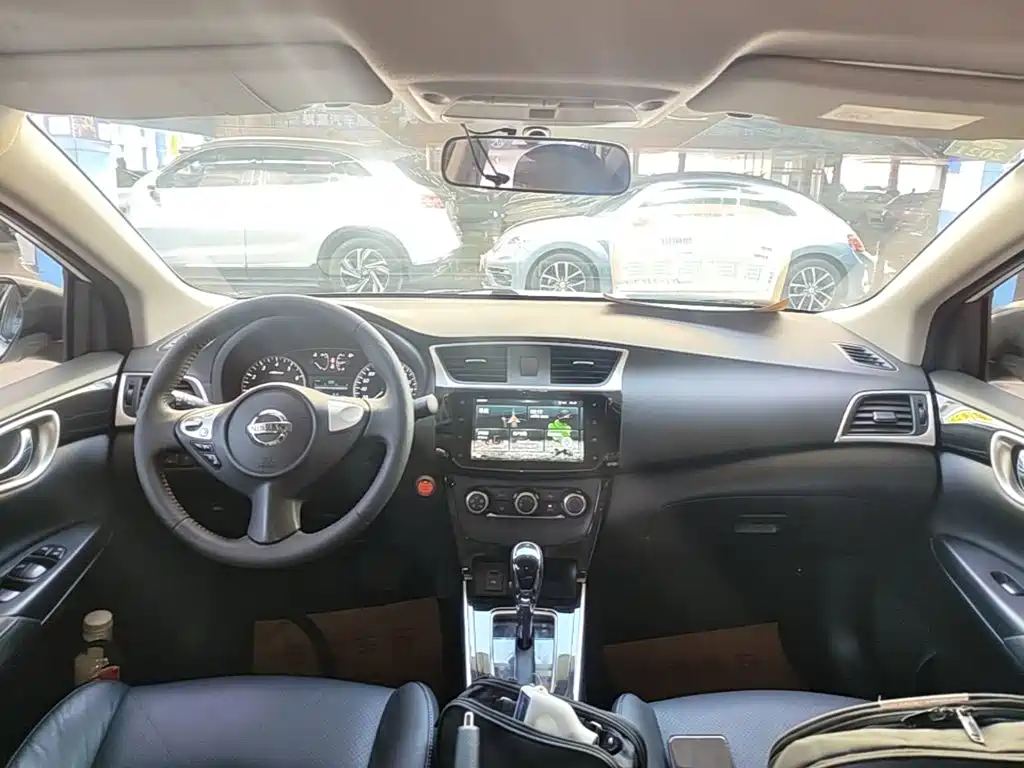 Nissan Sylphy 2019 1.6XV CVT Premium VI