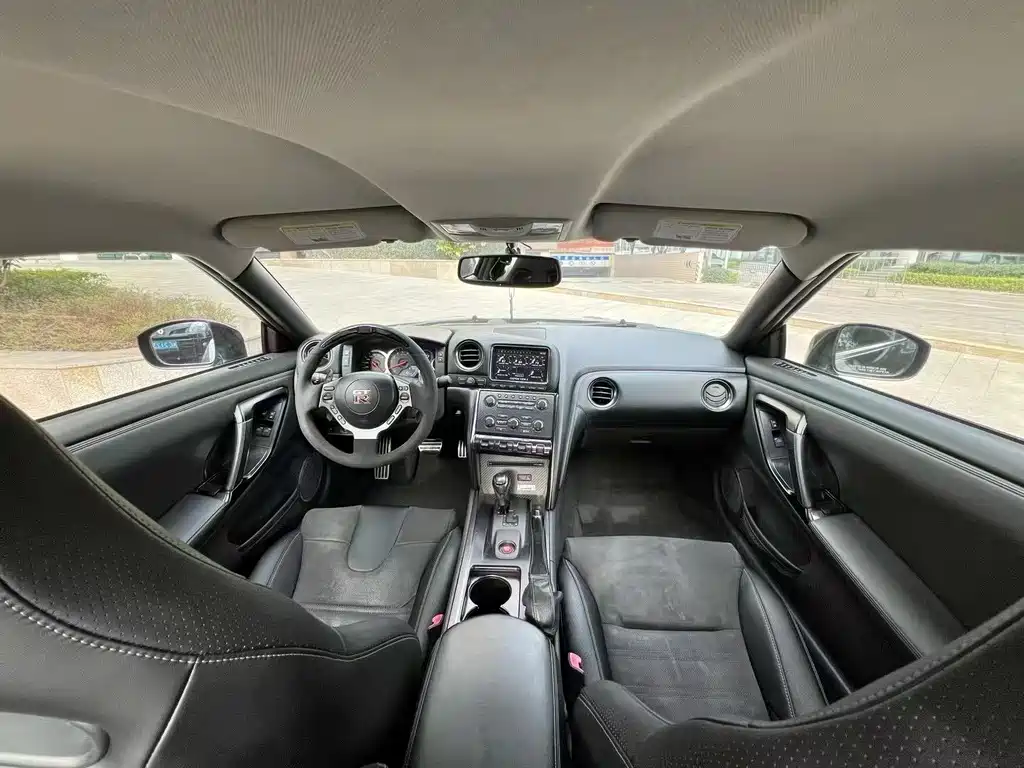 Nissan GT-R 2012 3.8T Premium Edition