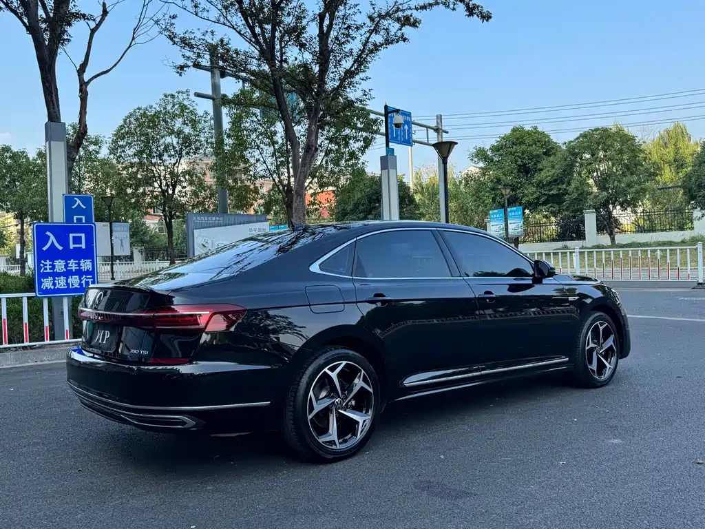 Volkswagen Passat — миниатюра 5