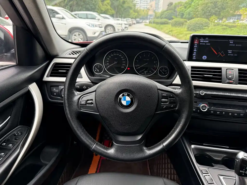BMW 3 Series — миниатюра 10