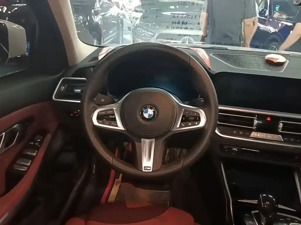 BMW 3 Series — миниатюра 11
