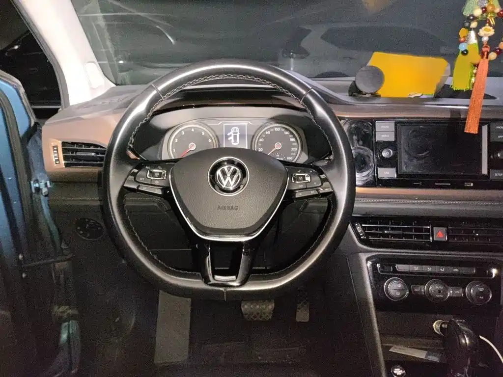 Volkswagen Tharu — миниатюра 3