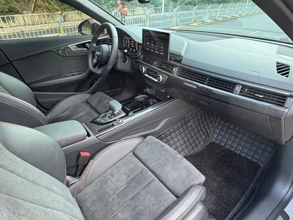 Audi A4L — миниатюра 13