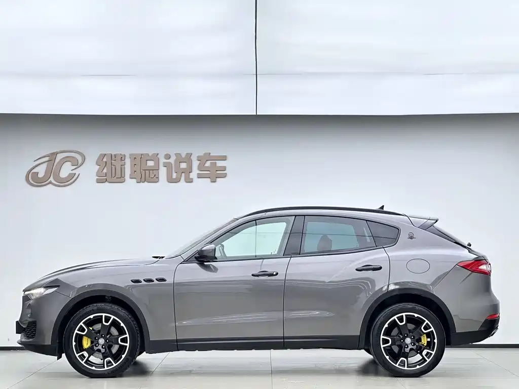 Maserati Levante — миниатюра 7
