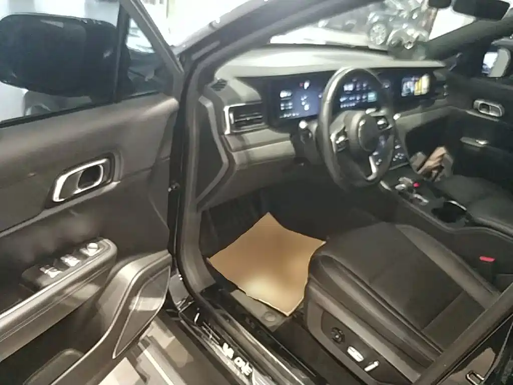 Li Auto Li ONE — миниатюра 16