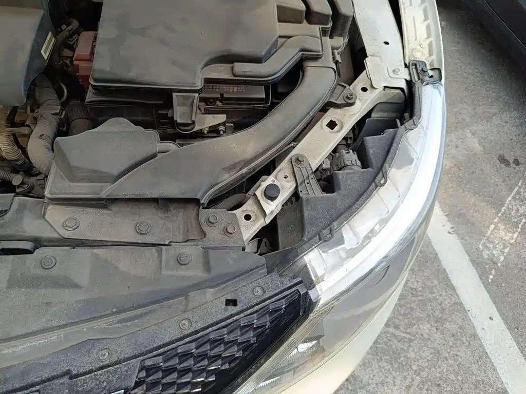 Nissan Qashqai — миниатюра 21