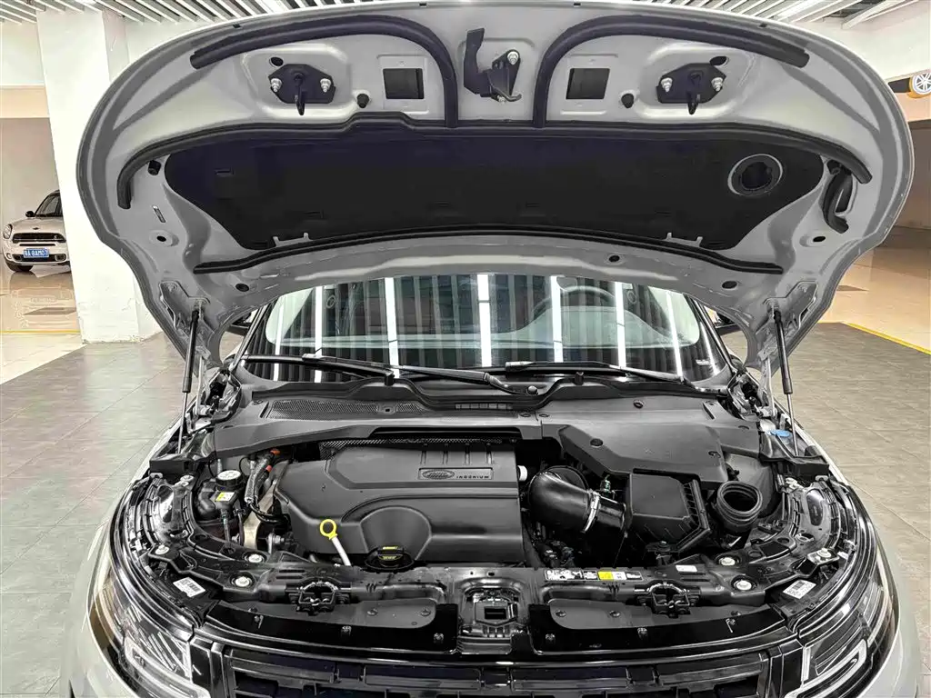 Land Rover Evoque — миниатюра 20