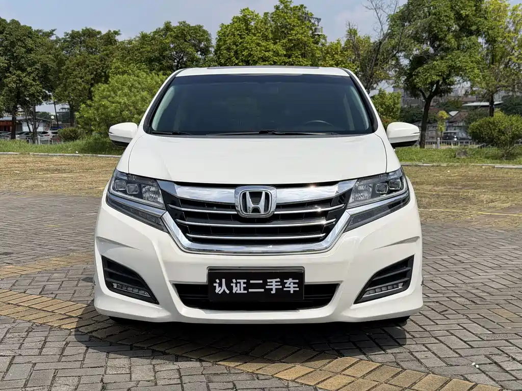 Honda Elysion — миниатюра 2