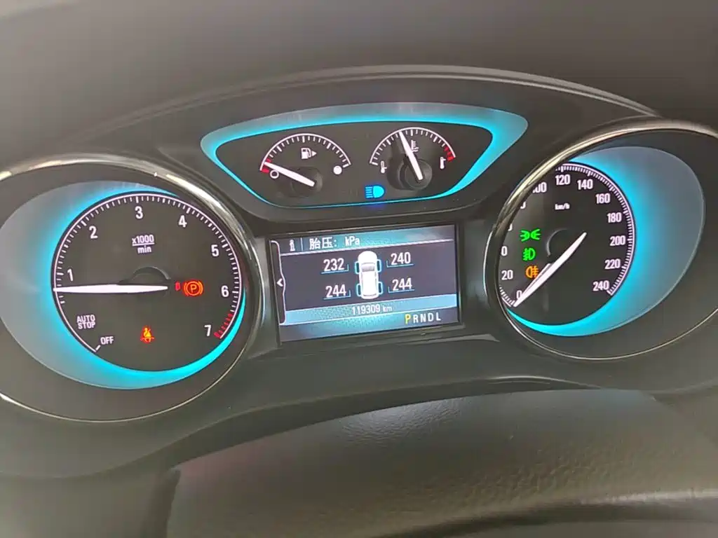 Buick Envision Plus — миниатюра 12