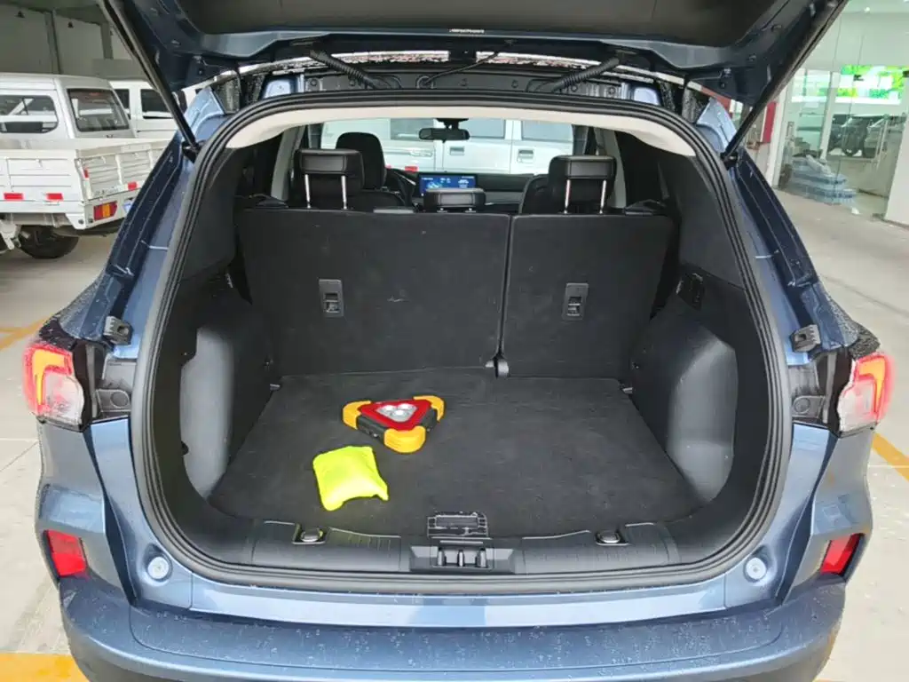 Ford Escape — миниатюра 19