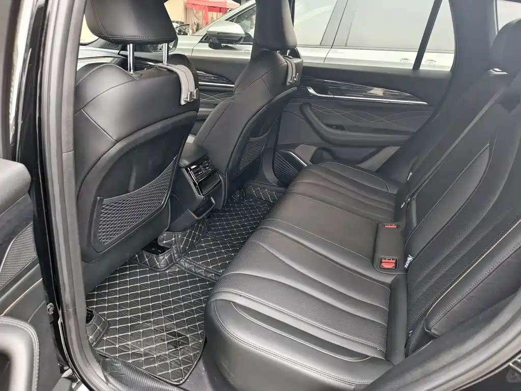 Geely Xingyue L — миниатюра 11